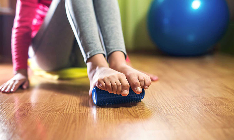 راه های درمان صافی کف پا با ورزش